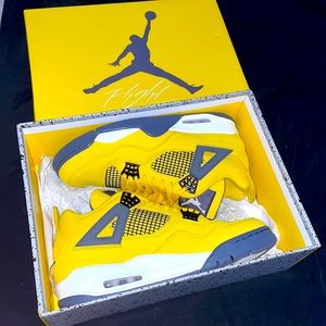 jordan 4’s yellow thunder 2021